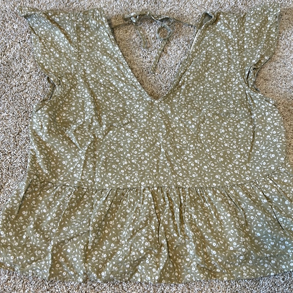 Flutter Sleeve Trapeze Too